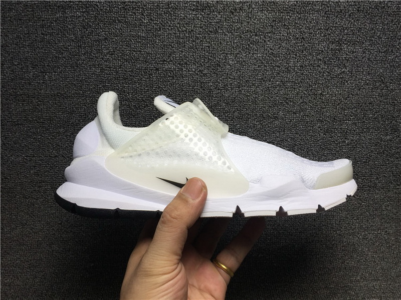 Super Max Perfect Nike Sock Dart  Shoes (98%Authentic)--004
